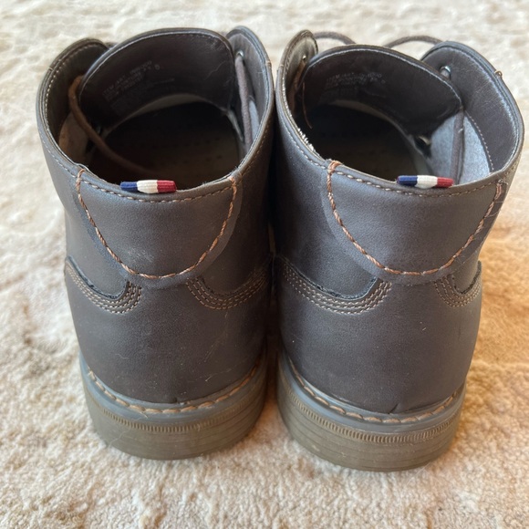 Men’s IZOD Memory Foam Shoes - Picture 3 of 4